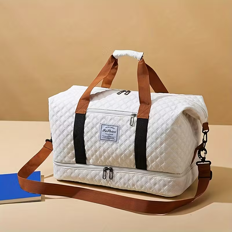 Large capacity travel bag