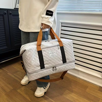 Large capacity travel bag